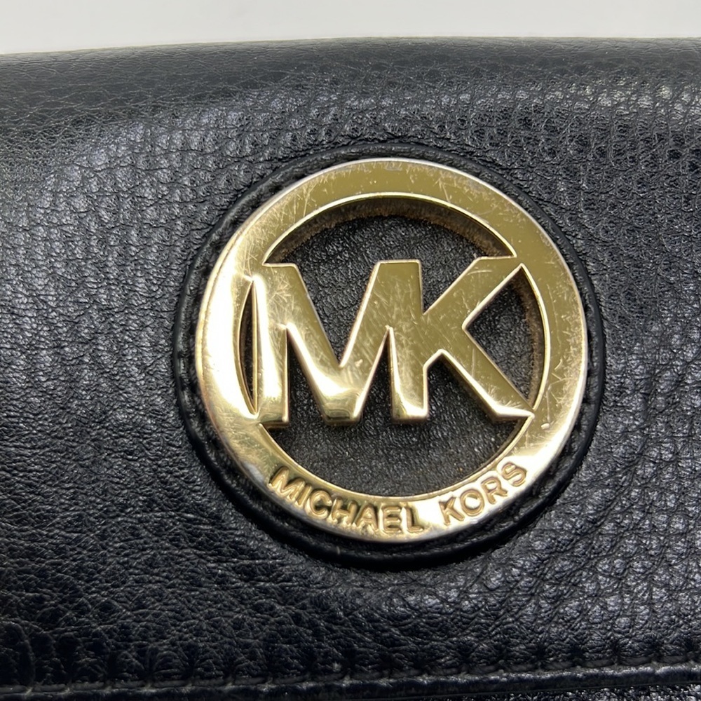 MIICHAEL KORS Black Fulton Flap Leather Wallet With Gold Colored LOGO - Picture 3 of 6